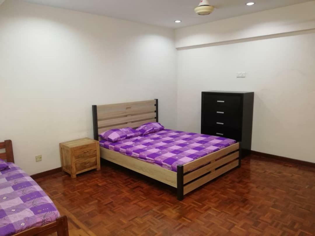 Sweethome For Travelers Seremban Eksteriør billede