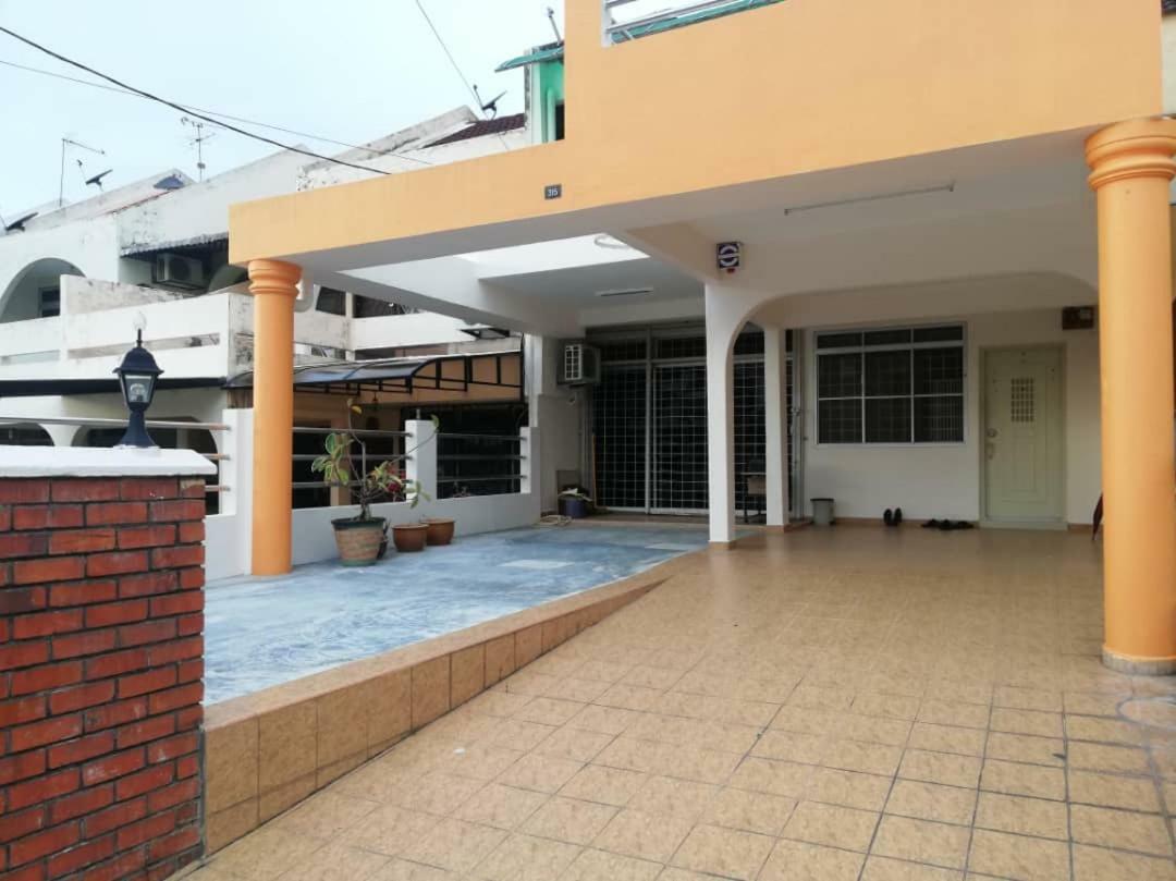 Sweethome For Travelers Seremban Eksteriør billede
