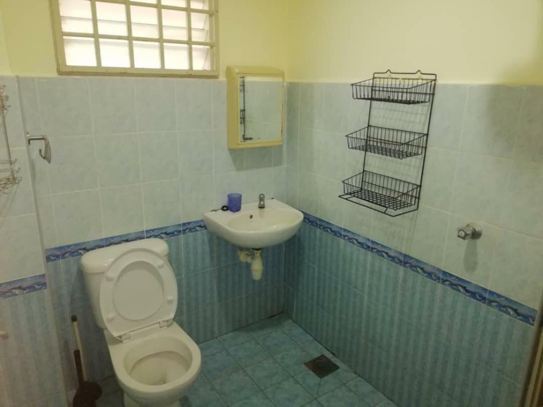 Sweethome For Travelers Seremban Eksteriør billede