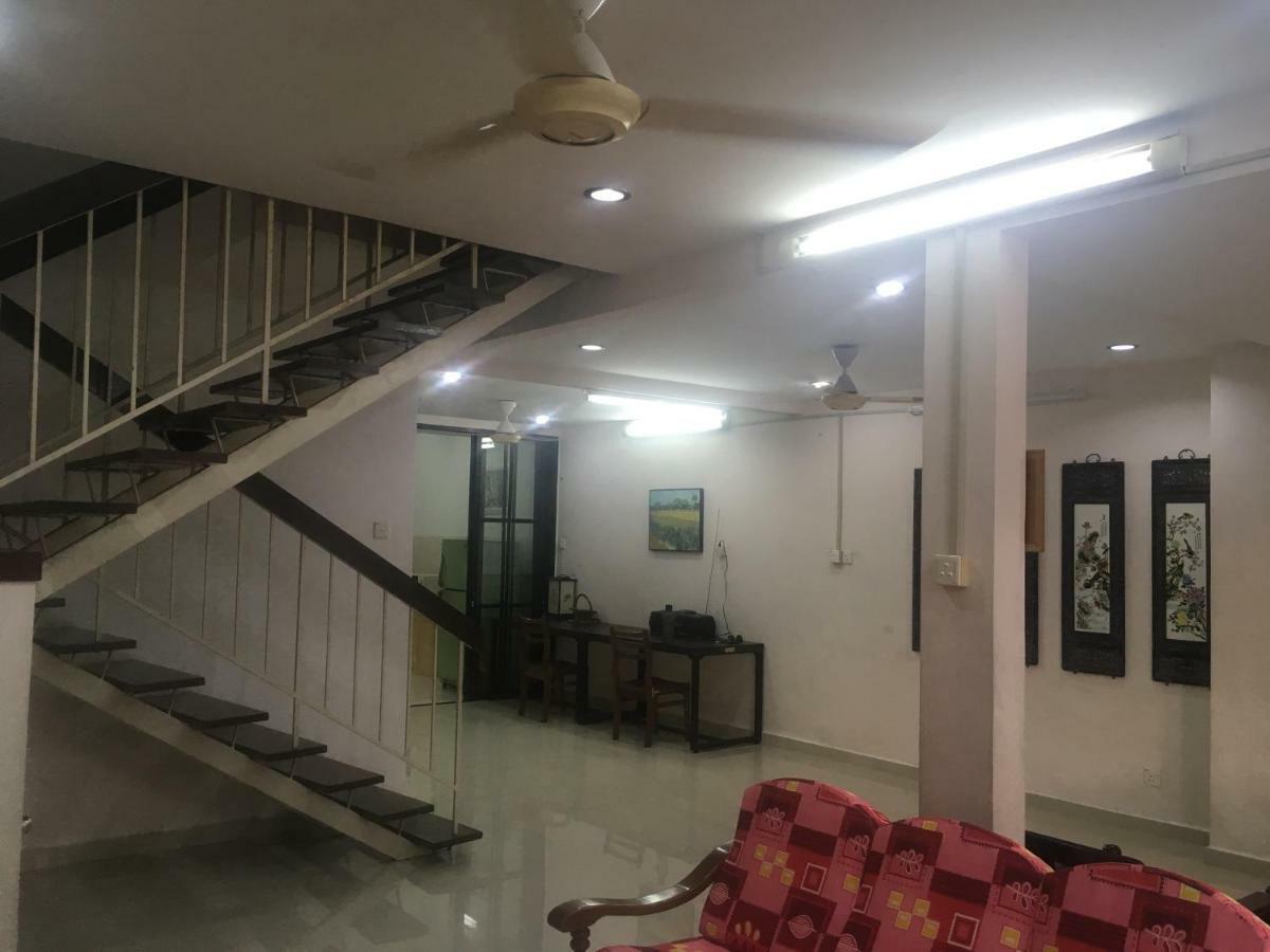 Sweethome For Travelers Seremban Eksteriør billede