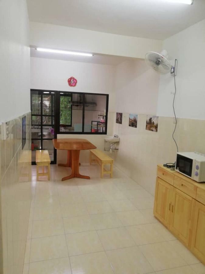 Sweethome For Travelers Seremban Eksteriør billede