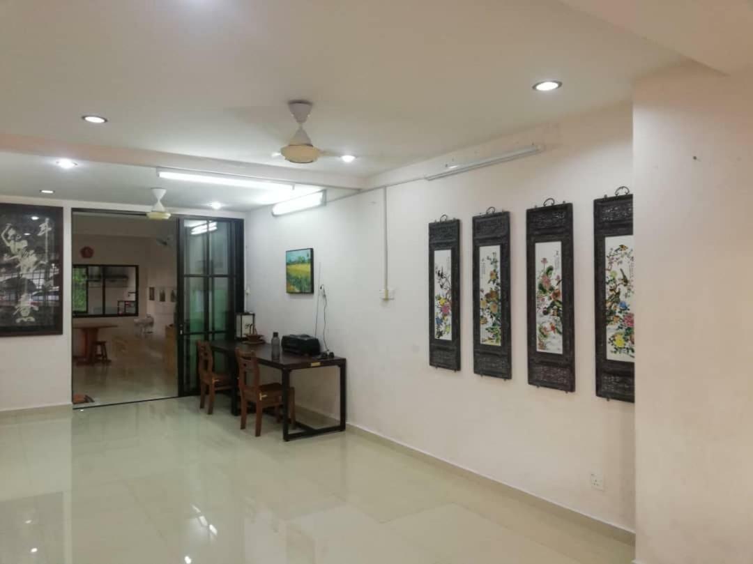 Sweethome For Travelers Seremban Eksteriør billede